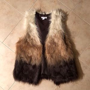 Cotton On faux fur vest